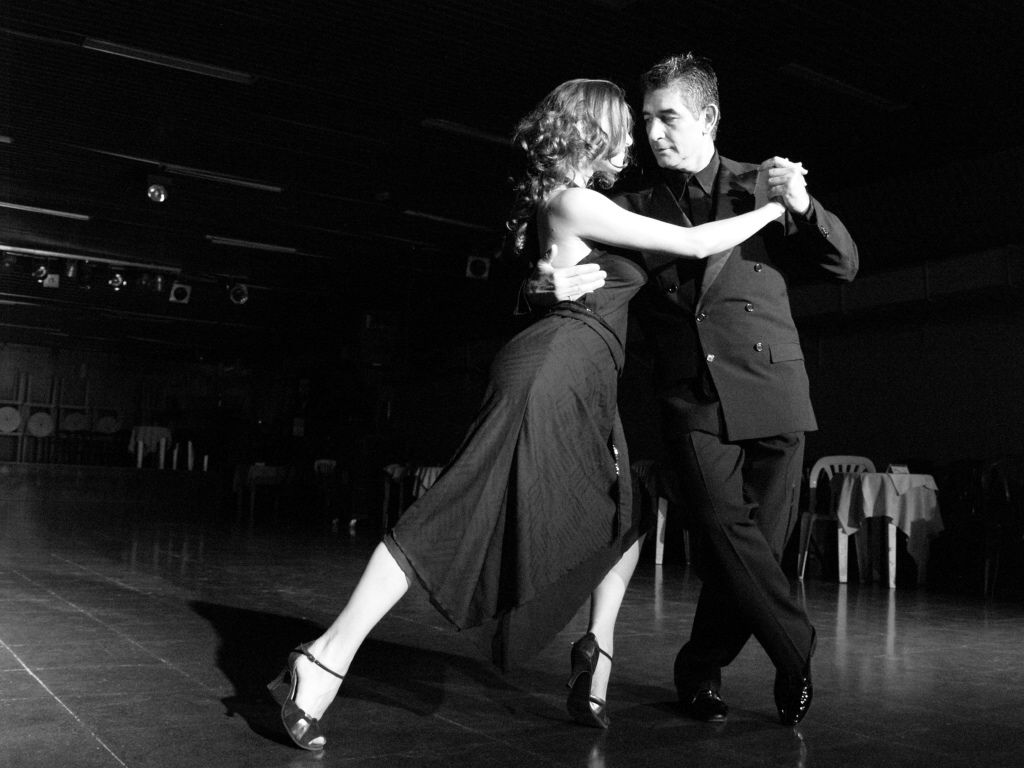 Home | La Viruta Tango AR de Luis Solanas Clases y Milonga de Tango en  Buenos Aires